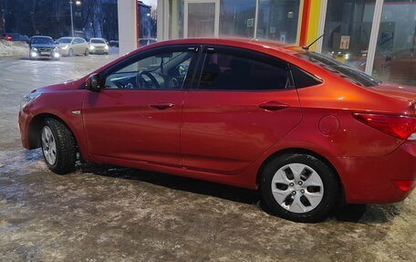 Hyundai Solaris II рестайлинг, 2014 год, 865 000 рублей, 2 фотография