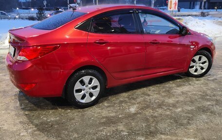 Hyundai Solaris II рестайлинг, 2014 год, 865 000 рублей, 4 фотография