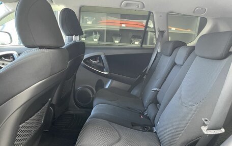 Toyota RAV4, 2010 год, 1 700 000 рублей, 9 фотография