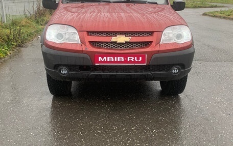 Chevrolet Niva I рестайлинг, 2011 год, 450 000 рублей, 1 фотография