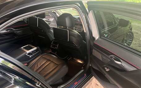 BMW 7 серия, 2019 год, 7 200 000 рублей, 9 фотография