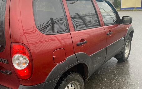 Chevrolet Niva I рестайлинг, 2011 год, 450 000 рублей, 4 фотография