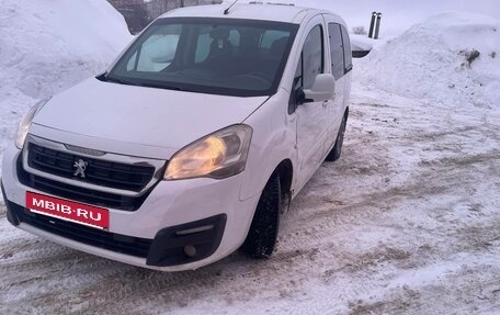 Peugeot Partner II рестайлинг 2, 2018 год, 865 000 рублей, 2 фотография