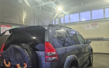 Toyota Land Cruiser Prado 120 рестайлинг, 2003 год, 2 300 000 рублей, 4 фотография