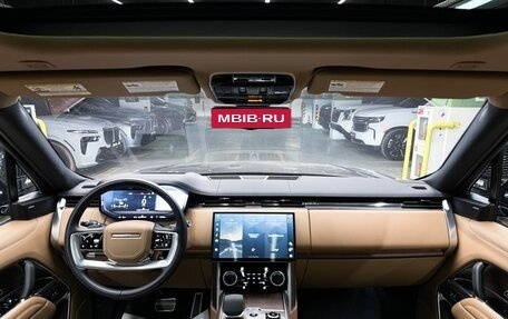 Land Rover Range Rover IV рестайлинг, 2022 год, 16 290 000 рублей, 2 фотография