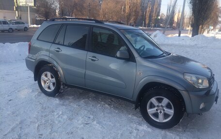 Toyota RAV4, 2004 год, 880 000 рублей, 3 фотография