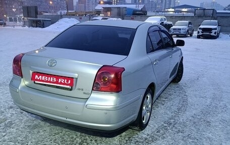 Toyota Avensis III рестайлинг, 2004 год, 800 000 рублей, 5 фотография