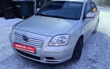 Toyota Avensis III рестайлинг, 2004 год, 800 000 рублей, 7 фотография
