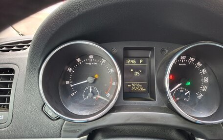 Skoda Yeti I рестайлинг, 2012 год, 810 000 рублей, 3 фотография