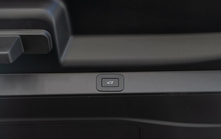 Land Rover Range Rover IV рестайлинг, 2025 год, 23 990 000 рублей, 9 фотография