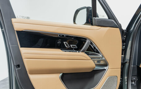 Land Rover Range Rover IV рестайлинг, 2025 год, 23 990 000 рублей, 18 фотография