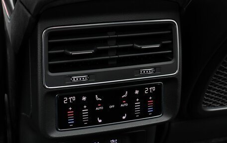 Audi RS Q8 I, 2021 год, 13 490 000 рублей, 17 фотография