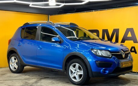 Renault Sandero II рестайлинг, 2014 год, 680 000 рублей, 2 фотография