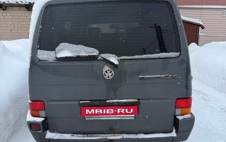 Volkswagen Caravelle T4, 1991 год, 550 000 рублей, 3 фотография