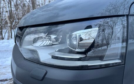 Volkswagen Transporter T5 рестайлинг, 2013 год, 3 190 000 рублей, 7 фотография