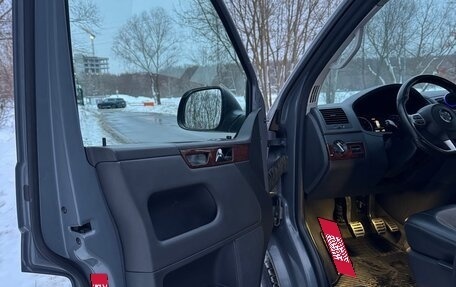 Volkswagen Transporter T5 рестайлинг, 2013 год, 3 190 000 рублей, 16 фотография