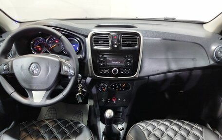 Renault Sandero II рестайлинг, 2015 год, 895 000 рублей, 15 фотография