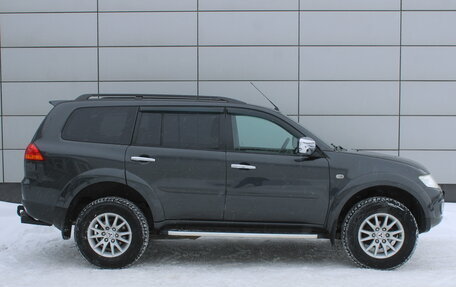 Mitsubishi Pajero Sport II рестайлинг, 2012 год, 1 894 000 рублей, 4 фотография