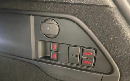 Volkswagen Touareg III, 2013 год, 1 996 000 рублей, 7 фотография