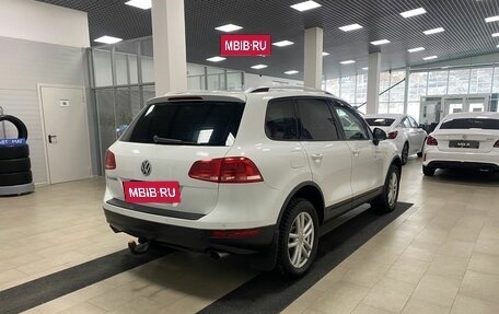Volkswagen Touareg III, 2013 год, 1 996 000 рублей, 5 фотография