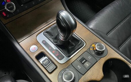 Volkswagen Touareg III, 2013 год, 1 996 000 рублей, 28 фотография