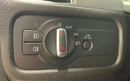 Volkswagen Touareg III, 2013 год, 1 996 000 рублей, 26 фотография