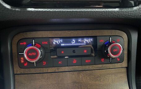 Volkswagen Touareg III, 2013 год, 1 996 000 рублей, 29 фотография