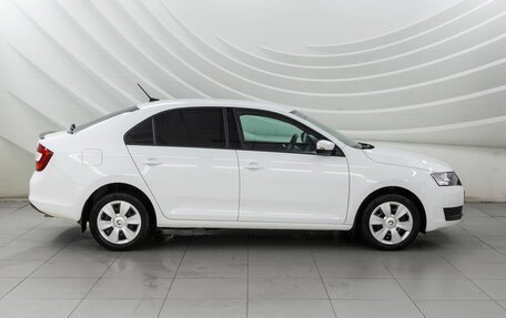 Skoda Rapid I, 2017 год, 1 348 000 рублей, 8 фотография