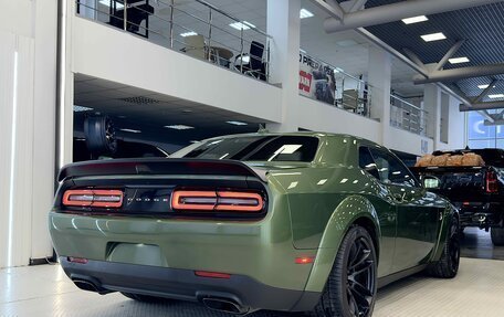 Dodge Challenger III рестайлинг 2, 2023 год, 15 999 999 рублей, 7 фотография