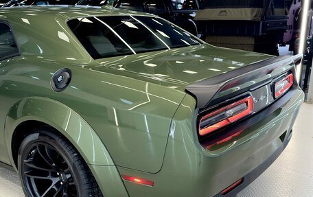 Dodge Challenger III рестайлинг 2, 2023 год, 15 999 999 рублей, 10 фотография