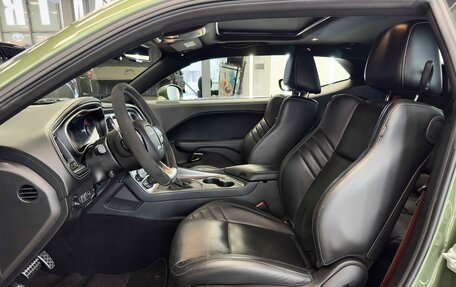 Dodge Challenger III рестайлинг 2, 2023 год, 15 999 999 рублей, 20 фотография