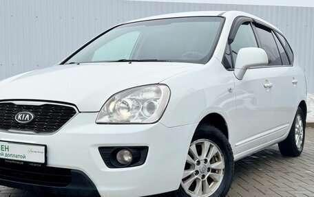 KIA Carens III (RP), 2011 год, 850 000 рублей, 1 фотография