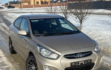 Hyundai Solaris II рестайлинг, 2012 год, 795 000 рублей, 2 фотография