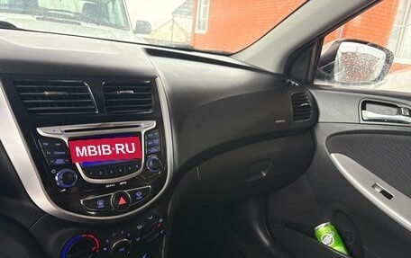 Hyundai Solaris II рестайлинг, 2012 год, 795 000 рублей, 14 фотография