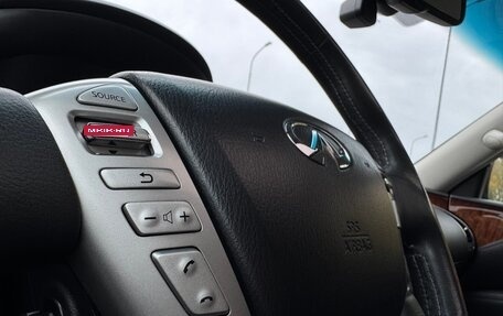 Infiniti QX80 I рестайлинг, 2015 год, 3 000 000 рублей, 17 фотография