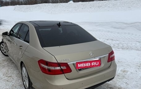 Mercedes-Benz E-Класс, 2011 год, 1 860 000 рублей, 10 фотография