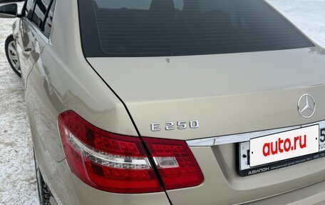 Mercedes-Benz E-Класс, 2011 год, 1 860 000 рублей, 21 фотография