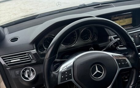 Mercedes-Benz E-Класс, 2011 год, 1 860 000 рублей, 15 фотография