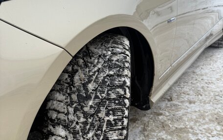 Mercedes-Benz E-Класс, 2011 год, 1 860 000 рублей, 30 фотография