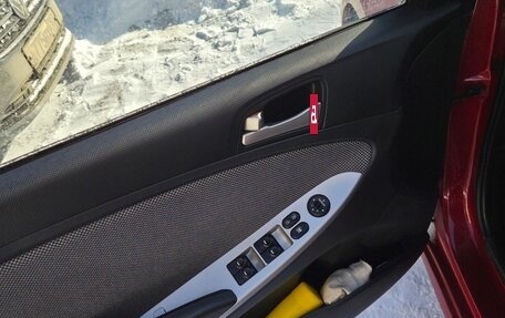 Hyundai Solaris II рестайлинг, 2014 год, 890 900 рублей, 18 фотография