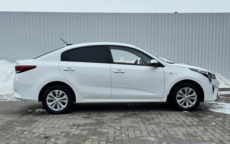 KIA Rio IV, 2021 год, 1 790 000 рублей, 7 фотография