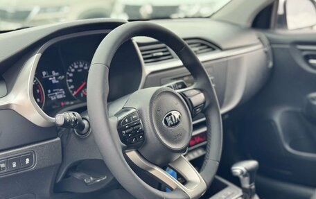 KIA Rio IV, 2021 год, 1 790 000 рублей, 14 фотография