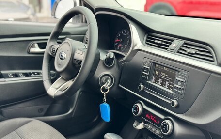 KIA Rio IV, 2021 год, 1 790 000 рублей, 20 фотография