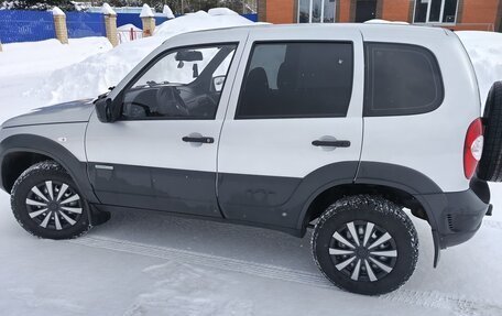 Chevrolet Niva I рестайлинг, 2012 год, 650 000 рублей, 4 фотография