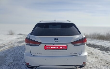 Lexus RX IV рестайлинг, 2020 год, 5 700 000 рублей, 4 фотография