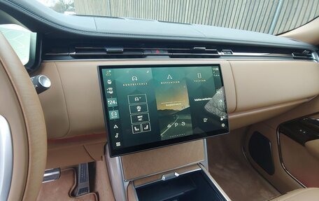 Land Rover Range Rover IV рестайлинг, 2025 год, 41 500 000 рублей, 22 фотография