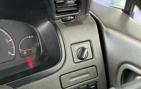 Nissan Elgrand I, 2000 год, 1 020 000 рублей, 15 фотография