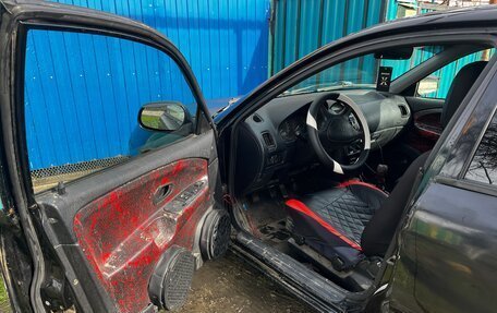 Mitsubishi Carisma I, 2003 год, 600 000 рублей, 8 фотография