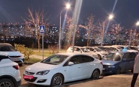 Opel Astra J, 2012 год, 720 000 рублей, 2 фотография