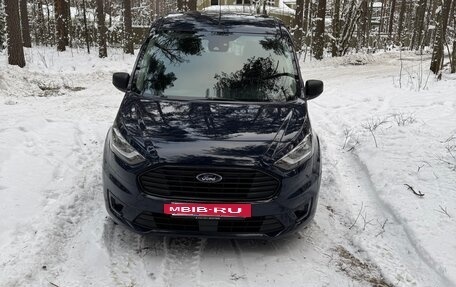 Ford Tourneo Connect II рестайлинг, 2021 год, 2 200 000 рублей, 17 фотография